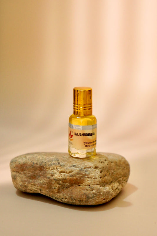 Rajnigandha Attar